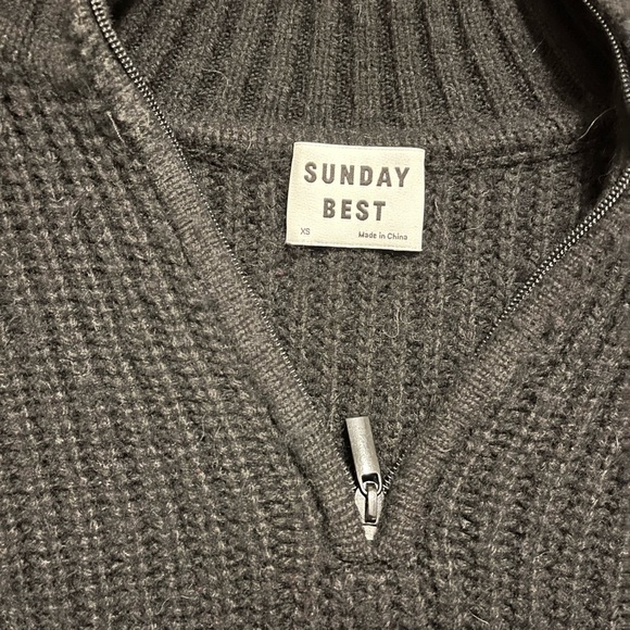 Aritzia Crop Sweater - Picture 2 of 3